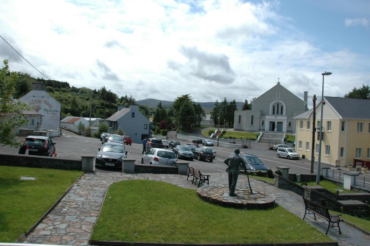 Ostan Loch Altan Hotel Cashel Hill Exterior photo